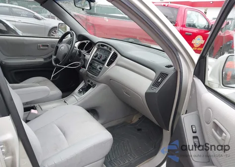 2004 Toyota Highlander V6 z USA, uszkodzony, nr VIN JTEEP21A540034926